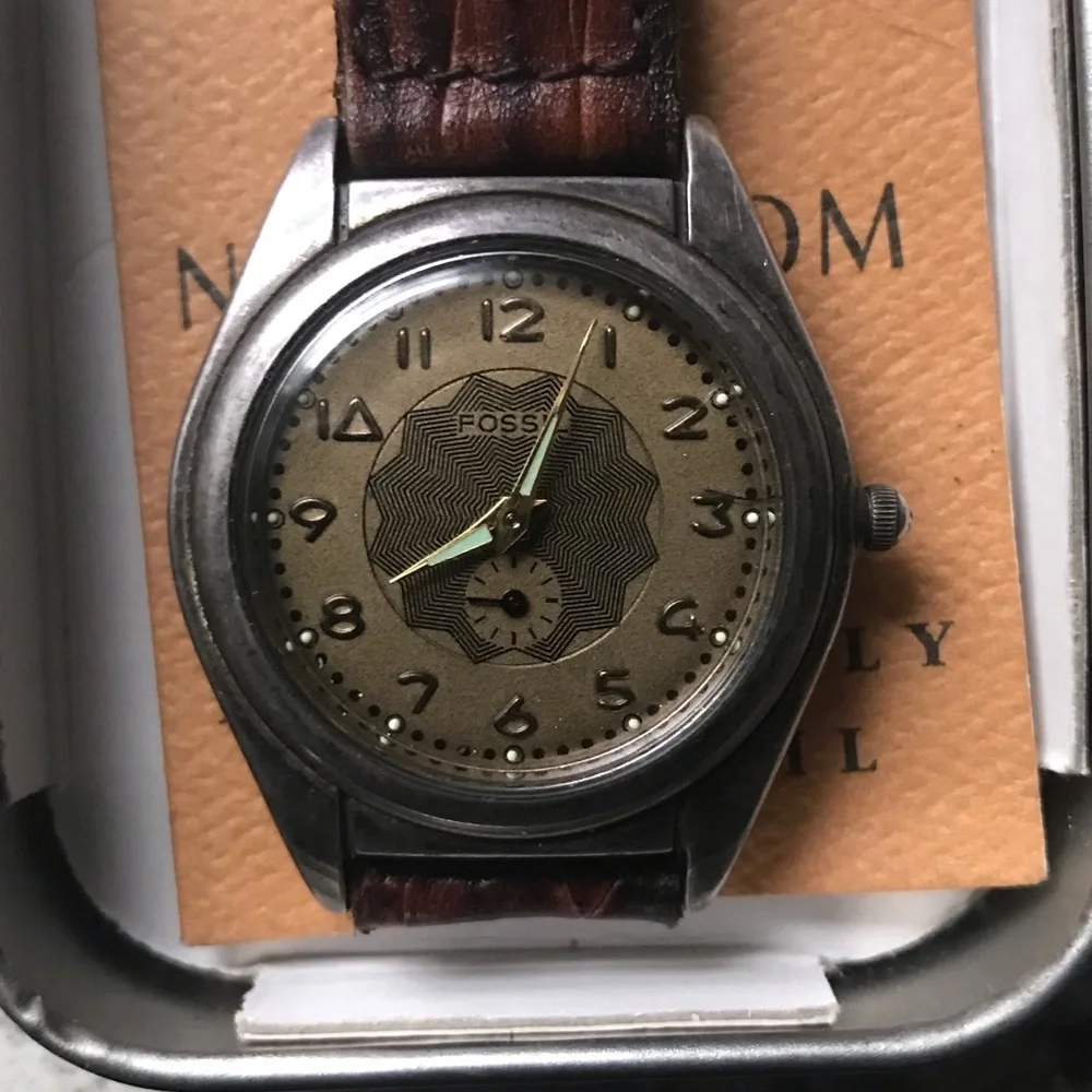 VINTAGE 1990’s ART DECO FOSSIL GR- 9002